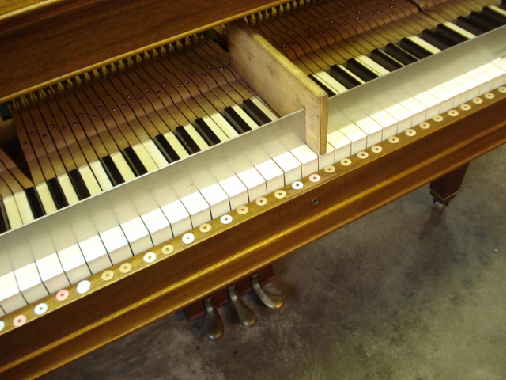 Regulate key heights & levelling Regulate key heights & levelling